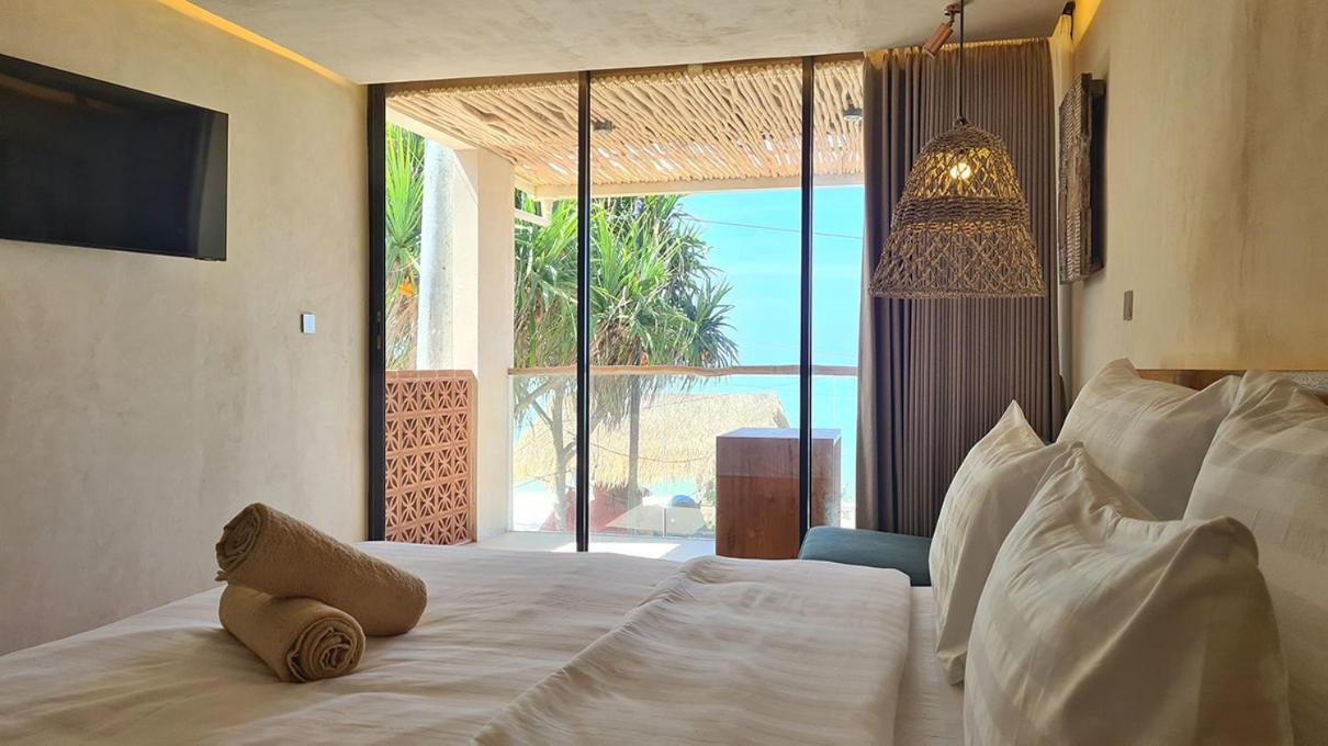 Shore Thing Gili Air Beachfront Apartment Buitenkant foto